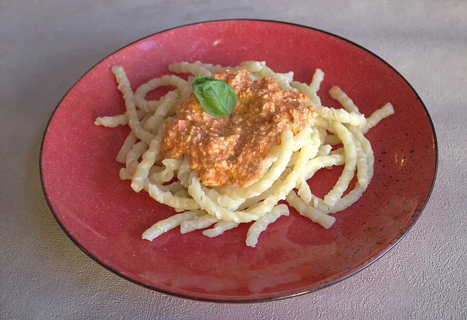 Busiate al pesto alla trapanese
