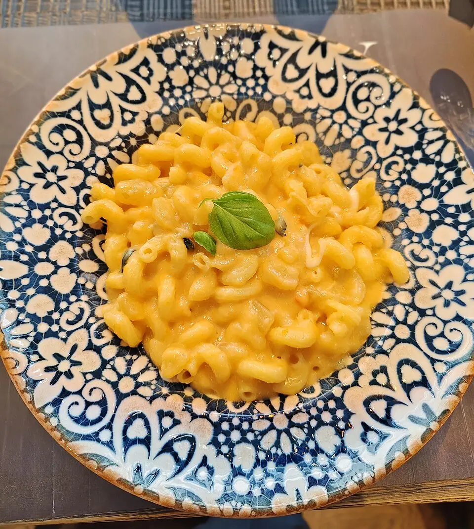 Pasta e patate con la provola