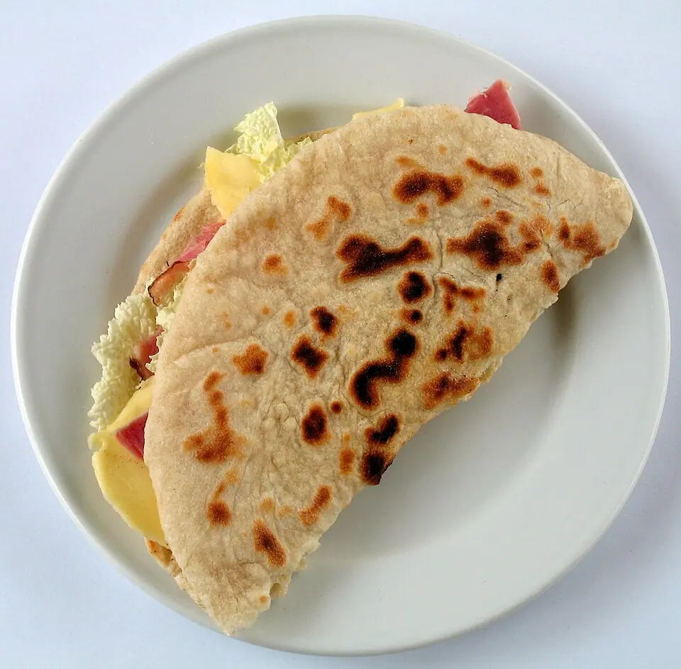 Piadina romagnola