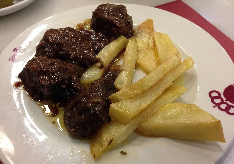Carrilladas ibéricas al vino tinto