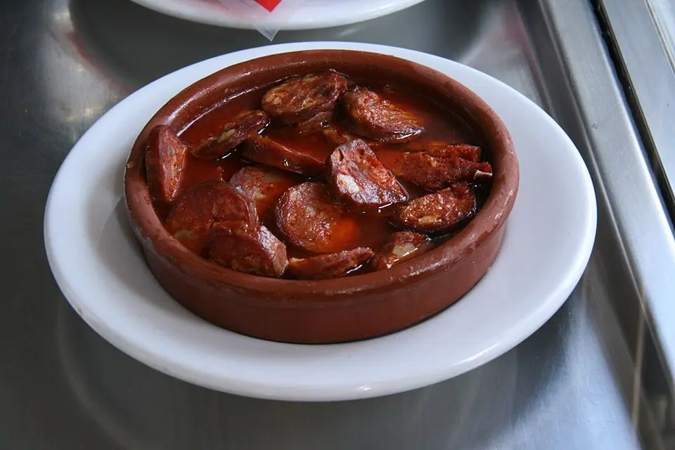 Chorizo a la sidra